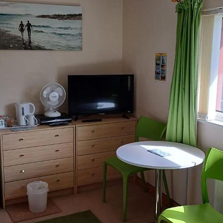 Pendine Sands Guest House Extérieur photo