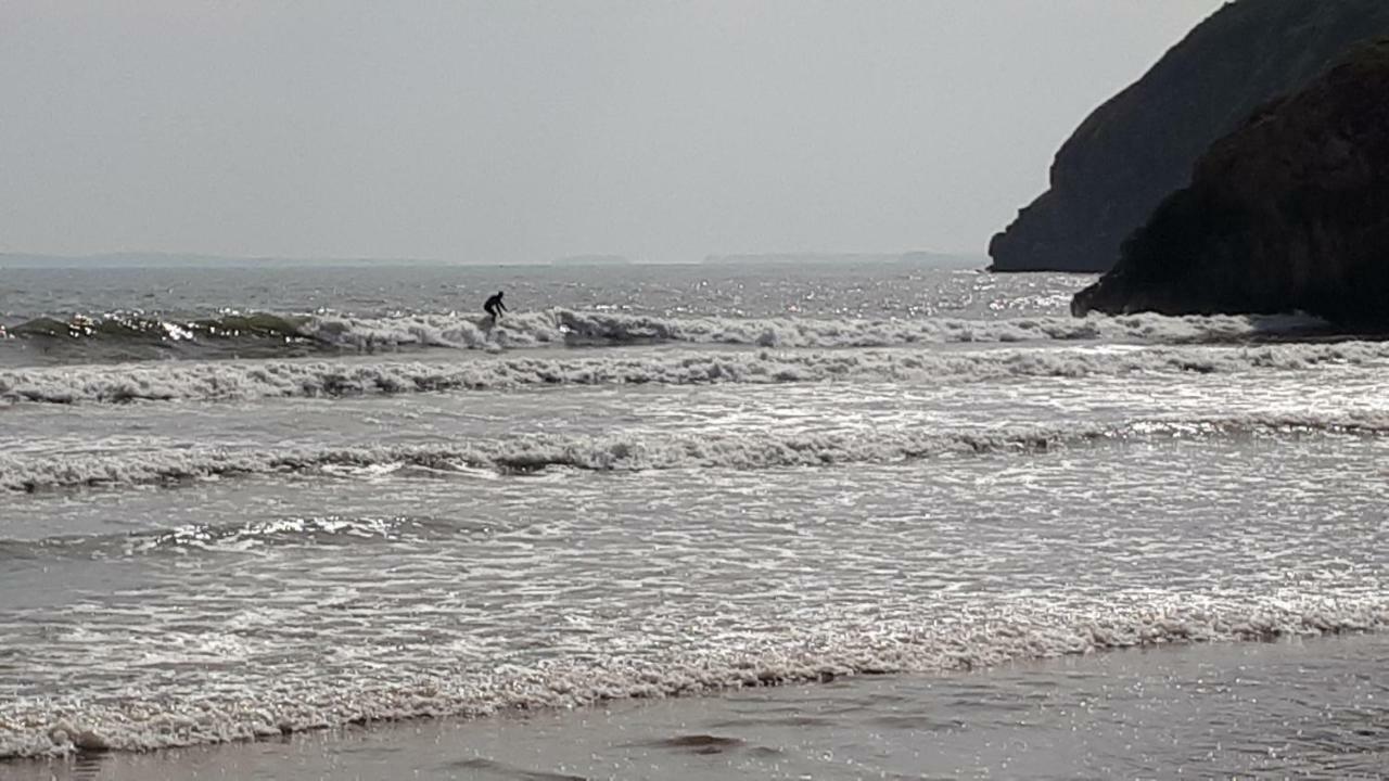 Pendine Sands Guest House Extérieur photo