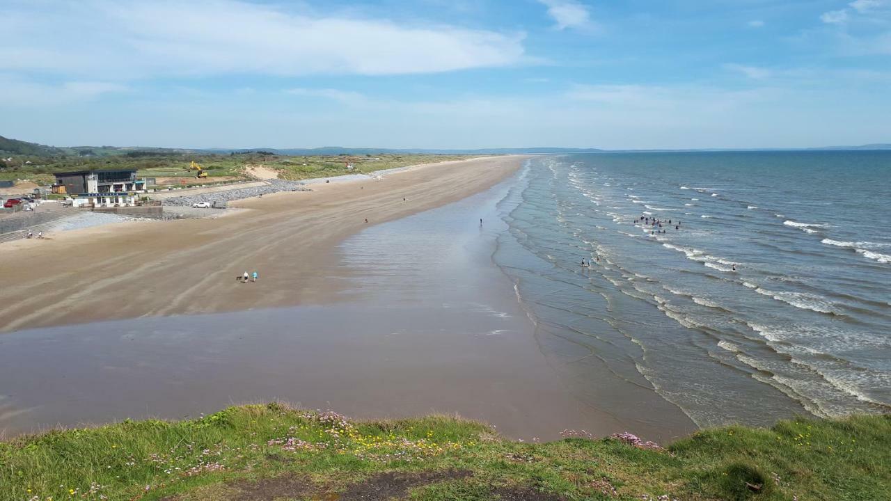 Pendine Sands Guest House Extérieur photo